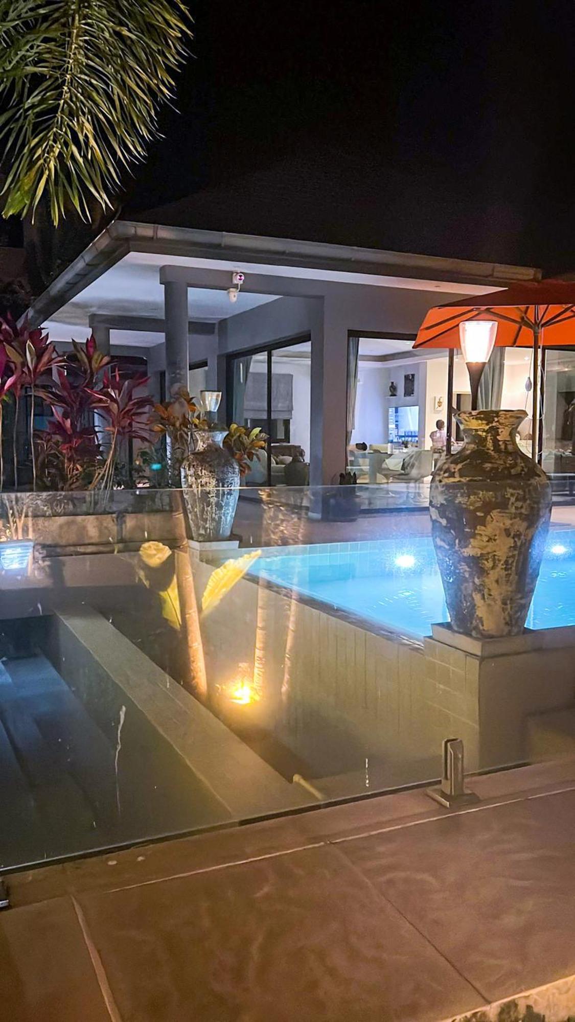 Tropical Cocoon Villaer *